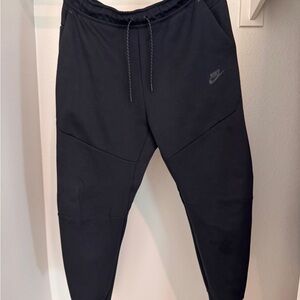 Nike Nike Sportswear Tech Fleece Black Athletic Pants